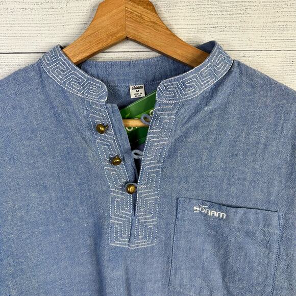 Sonam Gears Womens Blue Embroidered Cotton Short Sleeve Shirt size Medium NEW - Picture 4 of 10